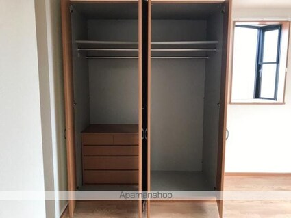 アウラ山手[1K/30m2]の収納