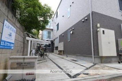 ブライトハウス阿佐ヶ谷[1R/19.03m2]のエントランス1