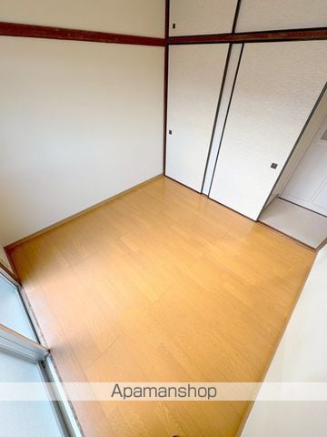 サンコーポラス高岡1棟の内装写真