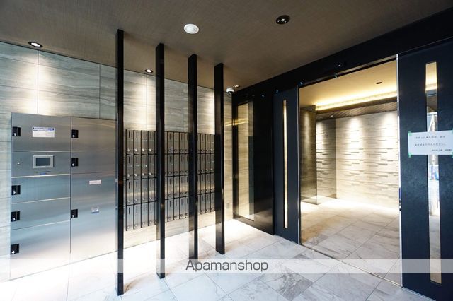 SーRESIDENCE東別院の玄関写真