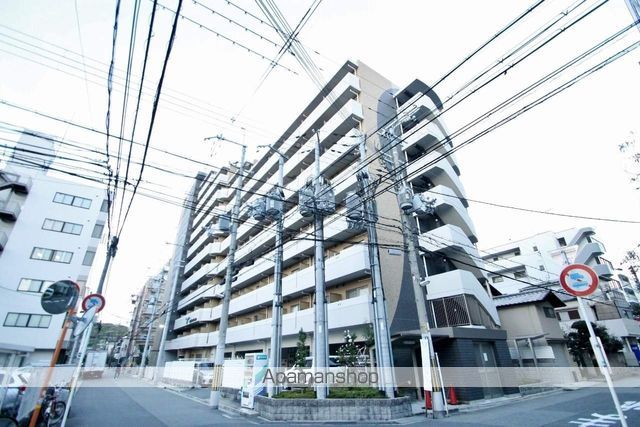 SERENiTE江坂四番館の外観写真