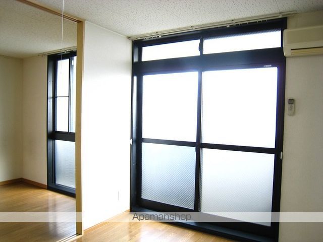 レオパレスクレストCの内装写真