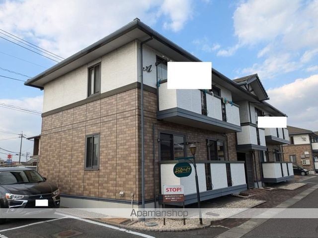 ぷらむハイツ A棟の外観写真
