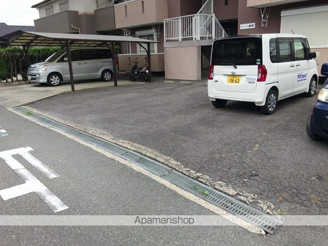 サニーハイツ垂坂の外観写真