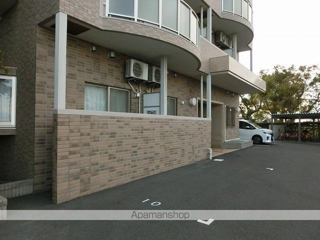 エクセラントメゾン与次郎の外観写真