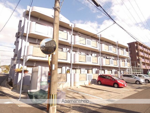 パークサイド吉留の外観写真