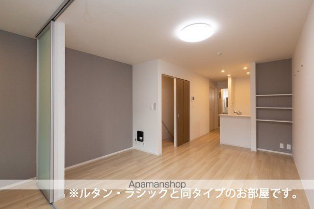 エターナル ヴィレッジIIIの内装写真