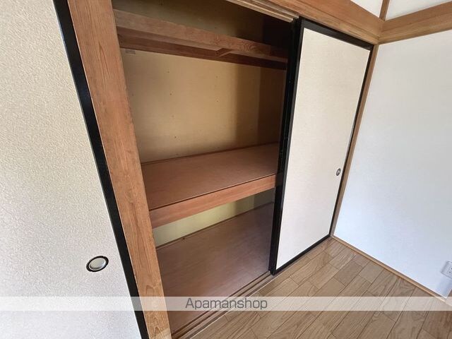 シャトリエⅠ・Ⅱ[2DK/40.49m2]の収納