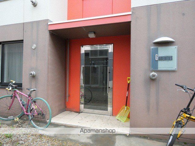 Gアメニティーズ南4条の玄関写真