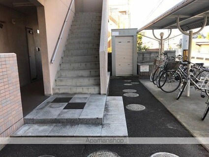ルシオン木屋[1K/24.65m2]のエントランス1