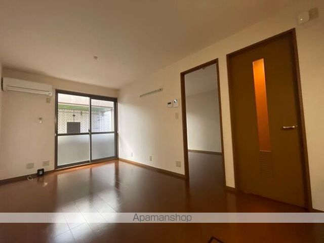 パインズコート[2DK/50.08m2]のリビング・居間