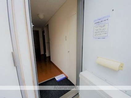 レオパレス南手城[1K/23.74m2]の玄関