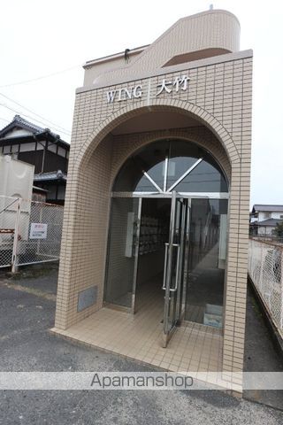 ウイング大竹の玄関写真