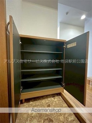 ニューエルオーハマ[1R/29.82m2]の内装1