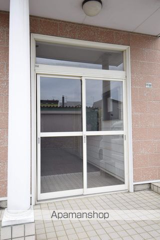 リーフ東光の玄関写真