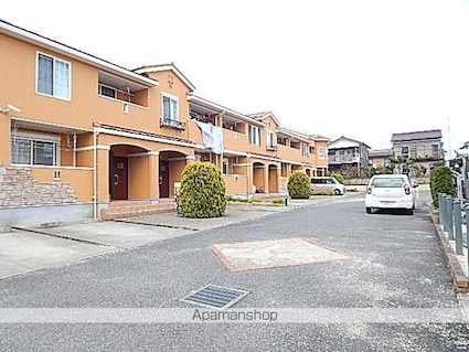 東京都昭島市緑町２丁目[1LDK/48.39m2]の共用部3