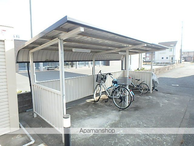 カーサAの外観写真