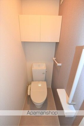 熊本県八代市大手町２丁目[2K/37.98m2]のトイレ