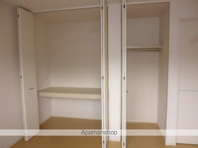 ドエル古賀 B棟の内装写真