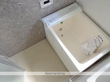 ソリッドリバーサイド松本[2LDK/58.87m2]のバス