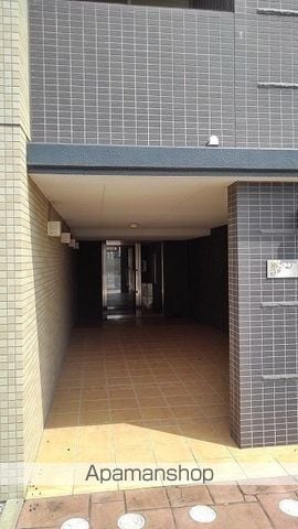 プラシードRの玄関写真