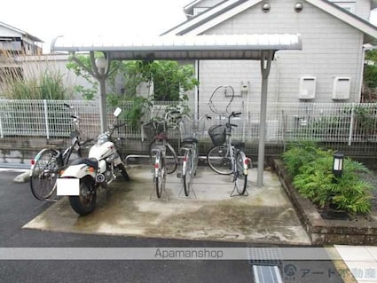 ノース・ガーデンＢ[2LDK/57.71m2]の共用部1