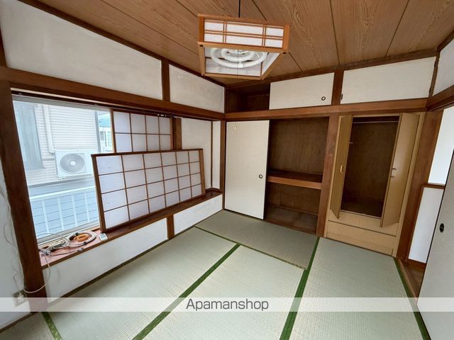 小田急電鉄小田原線 秦野駅 徒歩12分 2階建 築38年の内装写真