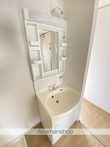 ラルジュ八代の内装写真