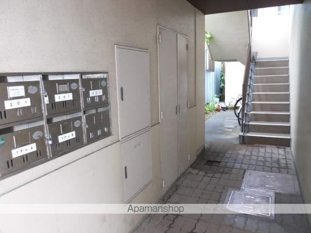 ビオレビルの玄関写真