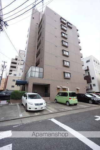 ラヴィアン名駅の外観写真