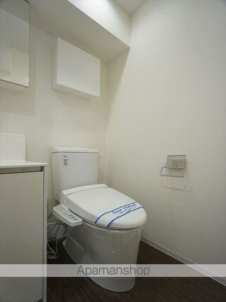 愛知県名古屋市東区泉２丁目[1K/36.86m2]のトイレ