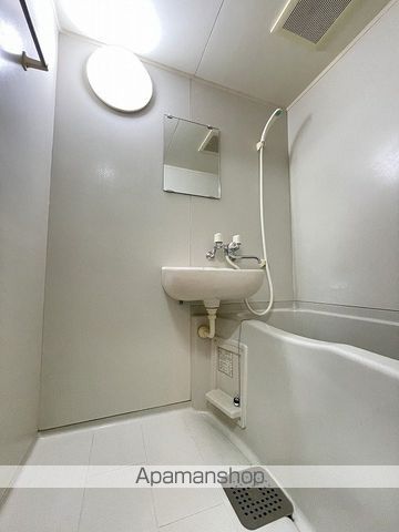 ロイヤル行徳の内装写真