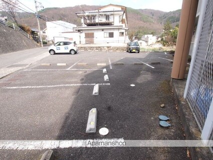 レオパレスａｐｒｉｌｅ[1K/20.28m2]の駐車場
