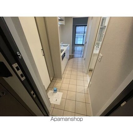 ＵＮ　ＲＯＯＭ[1K/25.5m2]の玄関