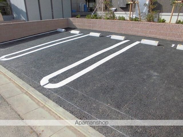 プランドール水元公園[2LDK/48.79m2]の駐車場