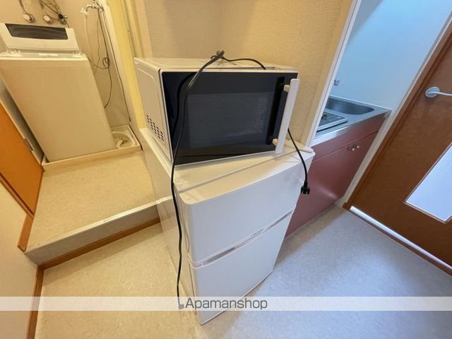 レオパレステツ壱番館の内装写真