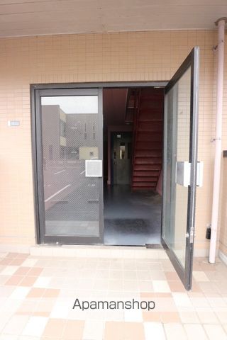 カトルレーブの玄関写真