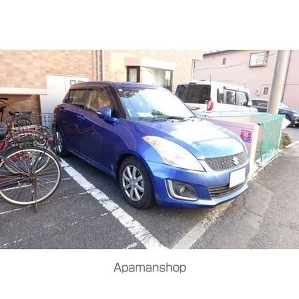 ＣＯＭＦＯＲＴ　　ＰＬＡＣＥ[1K/32.4m2]のリビング・居間