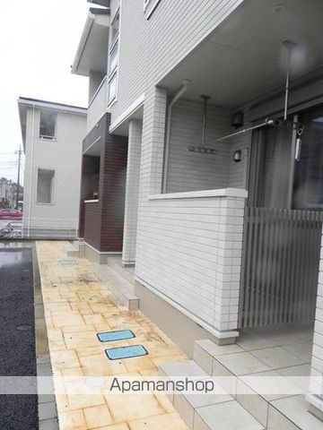 フォレスト IIの玄関写真
