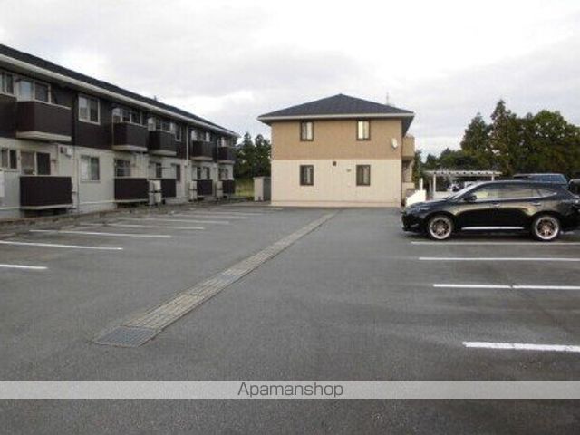 リシェス・オカザキVの外観写真