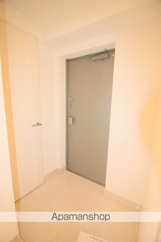 クロスレジデンス大阪新町の内装写真