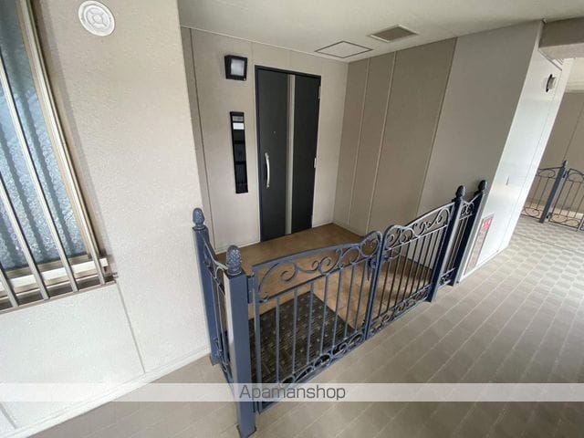 緑井スカイステージの玄関写真