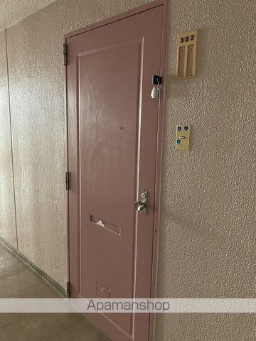 アーバンFMCの玄関写真