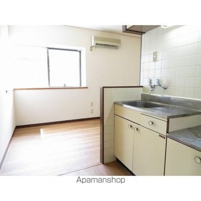 東京都世田谷区上馬１丁目[1R/13.6m2]の玄関