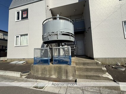 シルバーバック（シルバーバック）[2LDK/50.92m2]のエントランス