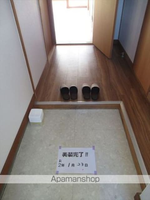 和歌山県和歌山市黒田[1LDK/53.46m2]の玄関
