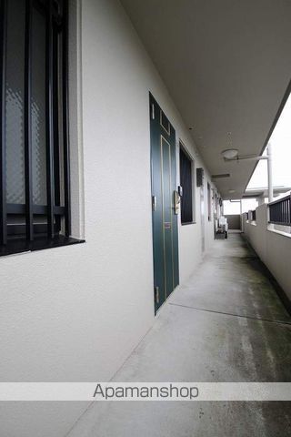 フォレストIIの玄関写真