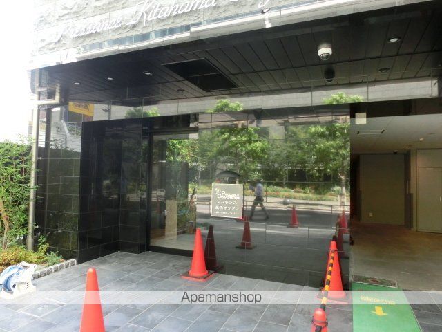 プレサンス北浜オリジンの玄関写真
