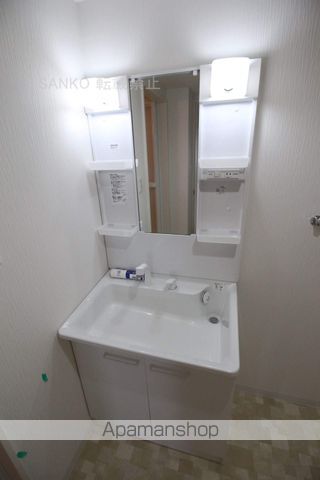メニーズコート新道東の内装写真