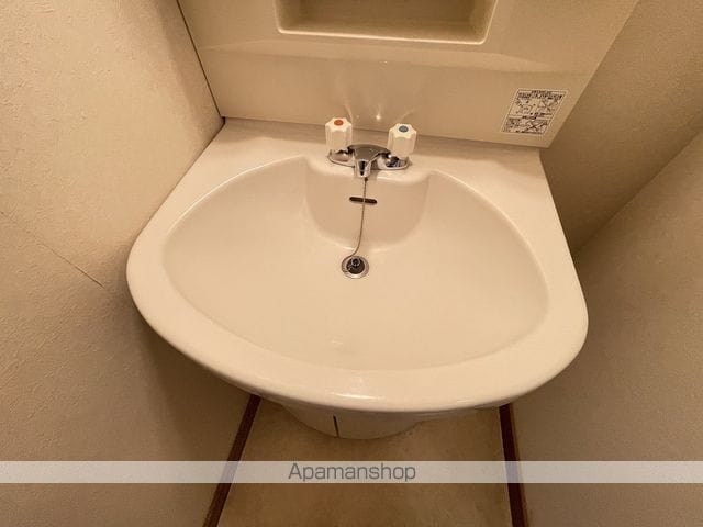 ラフォレ美原の内装写真